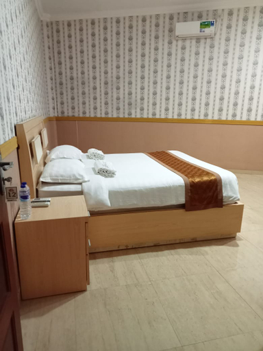 Binamu Hotel Syariah Jeneponto Room Type - Executive King atau Queen