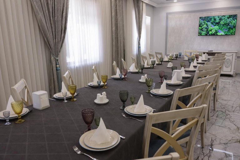 Food & Drinks 5, Parvana Guest House