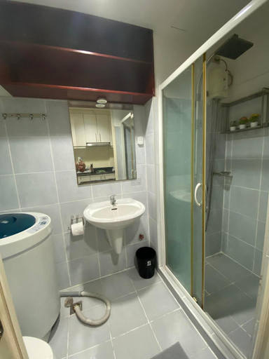 Bathroom 4, Sea Residences MOA Pasay City - Ruffa's Condotel, Pasay City