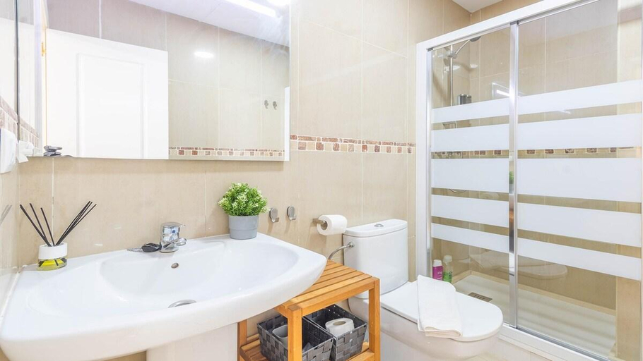 Bathroom 3, Apartamento Anais Centro Sevilla, Sevilla