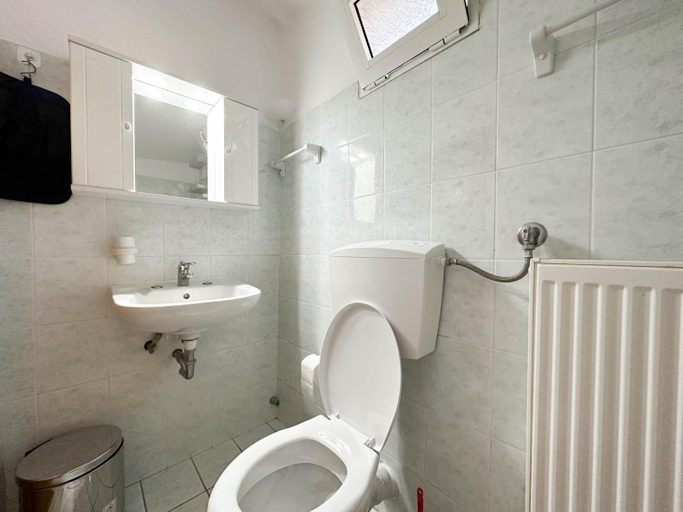 Bathroom 3, Villa of byron, Thessaly