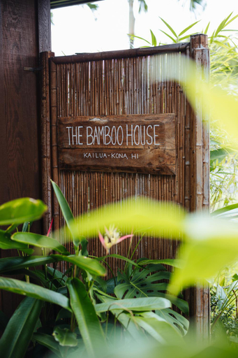 Others 1, The Bamboo House, Hawaii