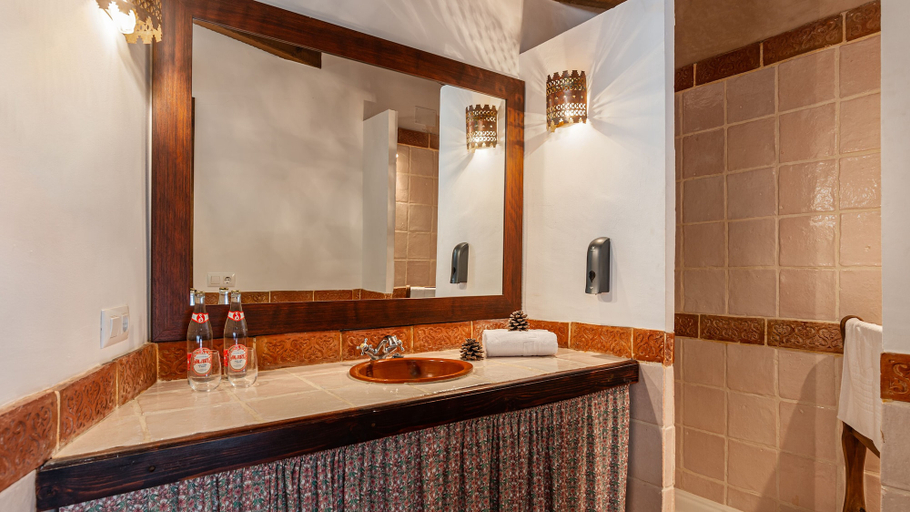 Bathroom 3, Casa Lunarito, Cádiz