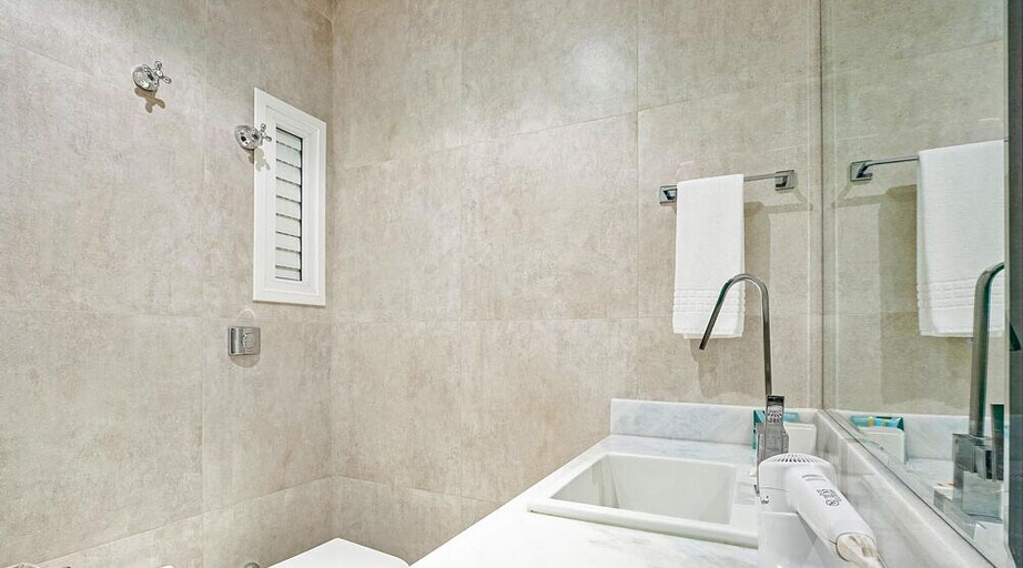 Bathroom 3, Edifício Congonhas Aeroporto, São Paulo