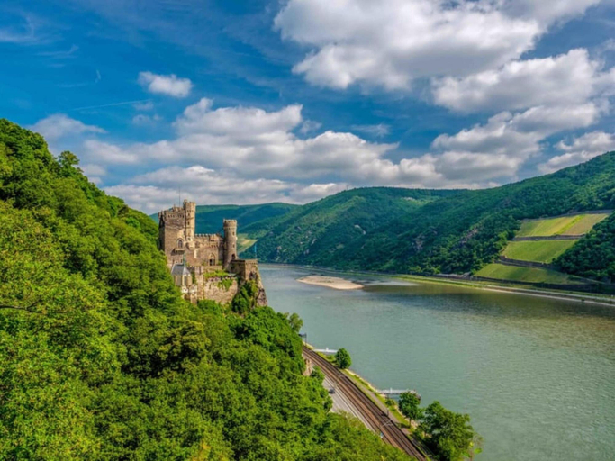 View from property 2, Exklusives Ferienhaus in Sankt Goarshausen, Rhein-Lahn-Kreis