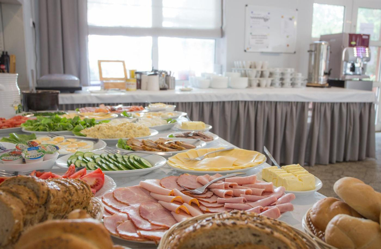 Food & Drinks 3, Osrodek Wypoczynkowy NA WYDMIE, Kamień