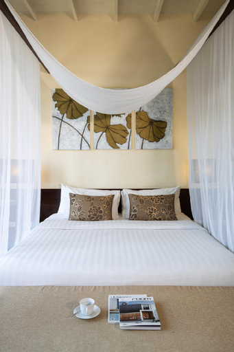 Bedroom 12
