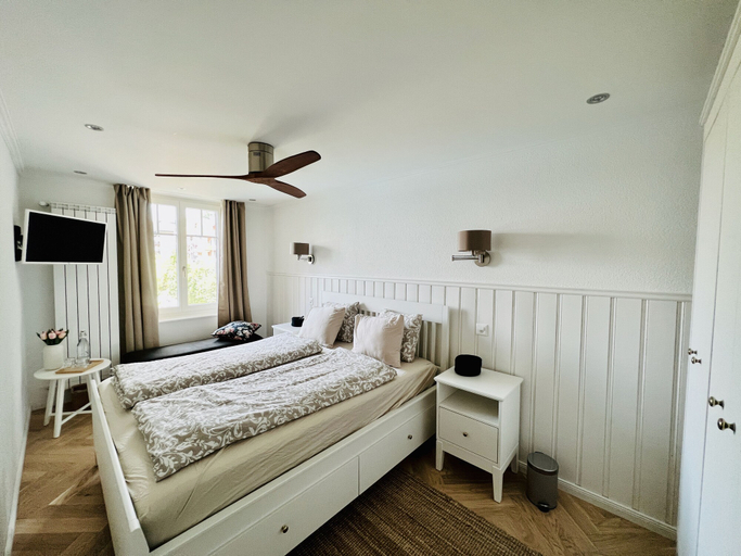 Bedroom 8