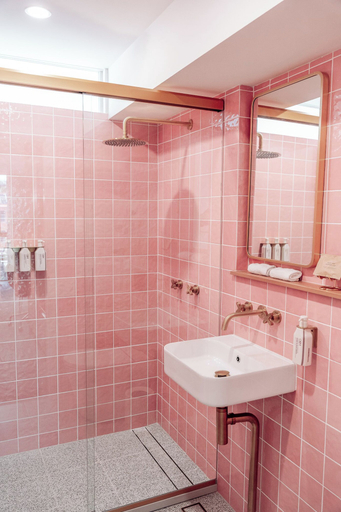 Bathroom 4, Surfside 22, Wollongong - Inner