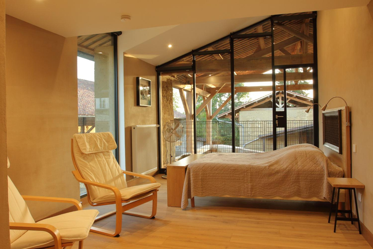 Bedroom 4, La ferme de Berlioz, Isère