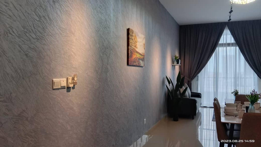 Bedroom, Twin Tower 3 Bedroom Apartment by Glex 068, Johor Bahru