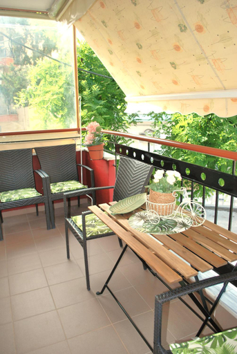 Others 3, Penny's luxury city apartment, Central Macedonia