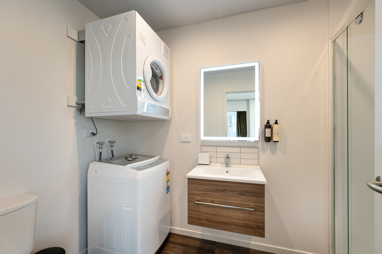 Bathroom 4