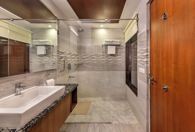 Bathroom 3, Glenview Resort Kasauli, a member of Radisson Individuals, Solan