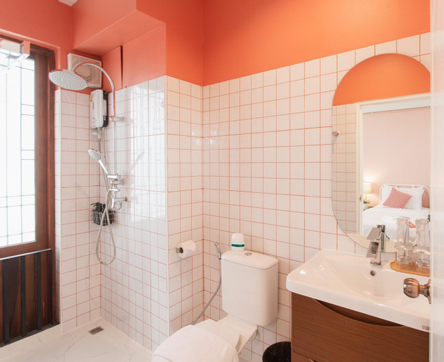 Bathroom 9