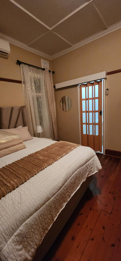 Others 4, Zopry's Guest House, eThekwini