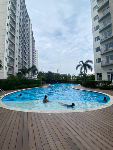 Exterior view 2, Luxury Two Bedroom with Balcony in SOUTH RESIDENCE of Las Pinas, Las Piñas