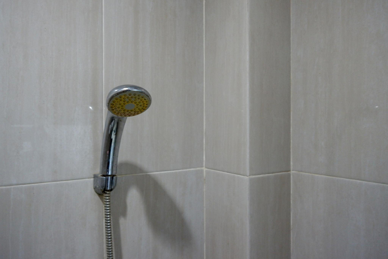 Bathroom 10