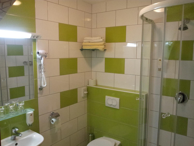 Others 5, Pri Karlu Rooms & More, Maribor