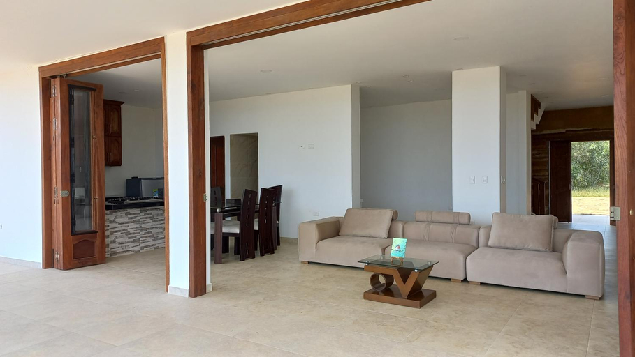 Others 4, CASAS CAMPESTRES VILLA COVA Da IRIA BARICHARA, Villanueva