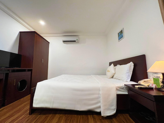 Bedroom 14