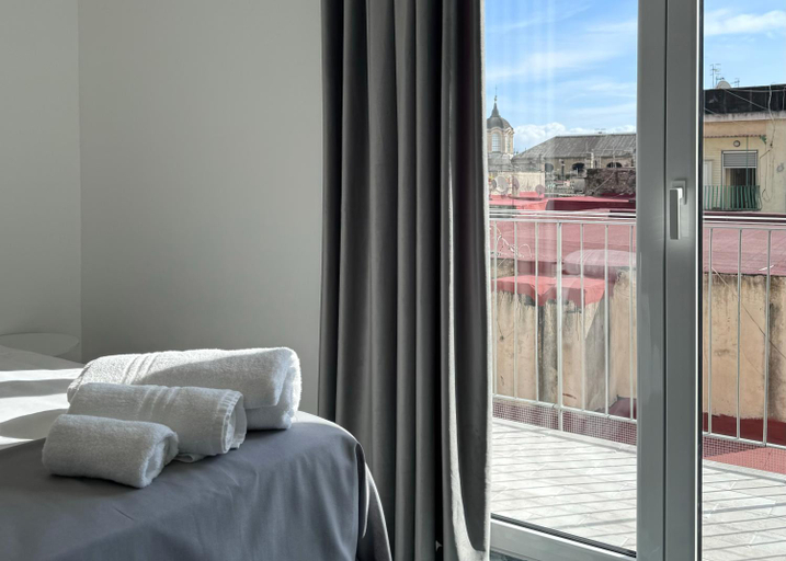Bedroom 2, FP Suite, Napoli
