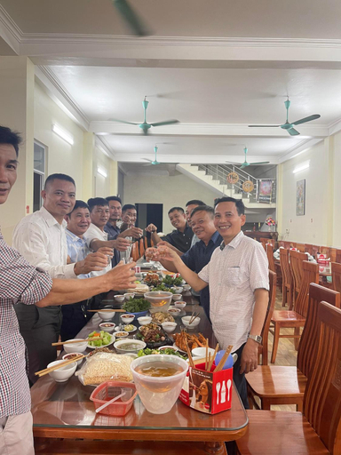 Food & Drinks 3, Hotel Thi Hoa Bai Dinh, Gia Viễn