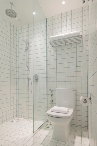 Bathroom 6