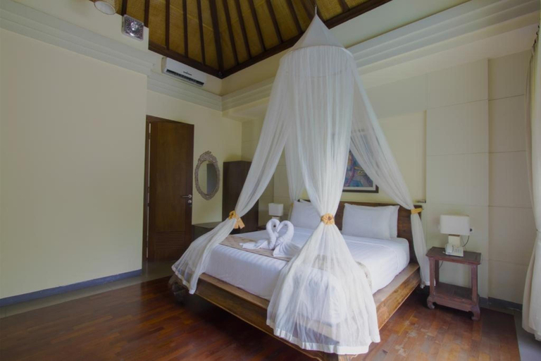 Bedroom 13