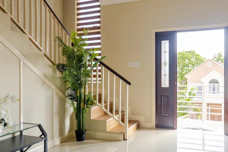 Interior 5, Luxury Sea-view Townhouse, Pool , Ocho Rios