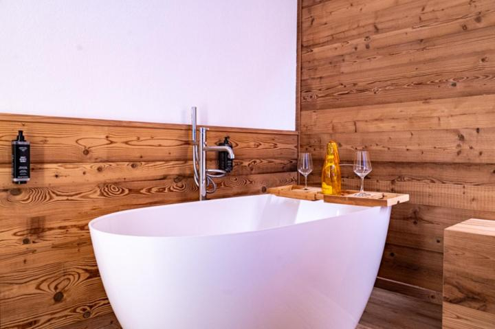 Others 3, Chalet Baita del Sole, Sondrio