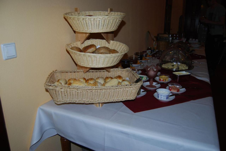 Food & Drinks 5, Hotel "Zur Sonne", Saalekreis