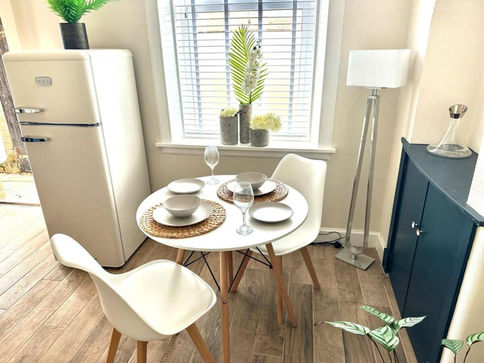 Dining 2, The Prestwick Retreat, South Ayrshire