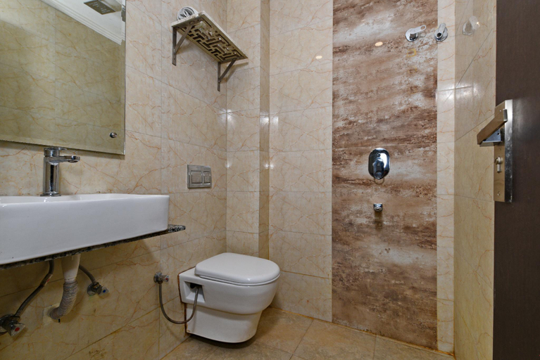 Bathroom 11