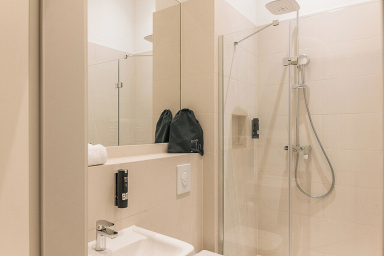 Bathroom 3, Frankfurter Allee Apartments by Sabine, Berlin