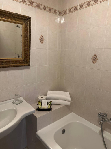 Bathroom 3