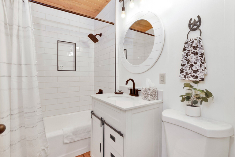 Bathroom, THE Nest ON Towne Trail #2480, San Bernardino