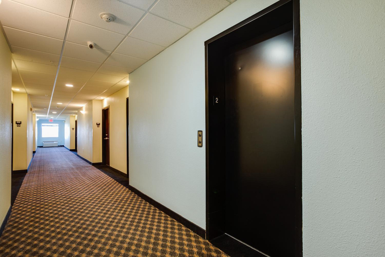 Others 5, Best Way Inn Cleburne, Johnson