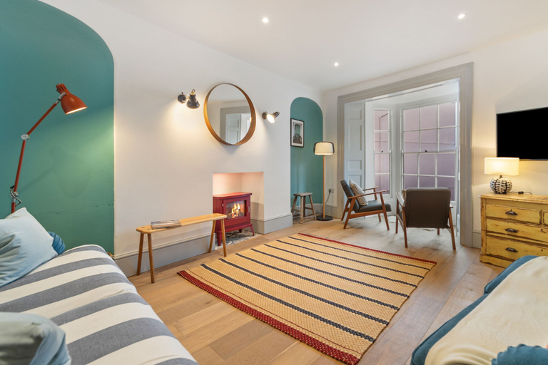 Bedroom 3, Windermere House - Sea Views Close to Harbour, Pembrokeshire