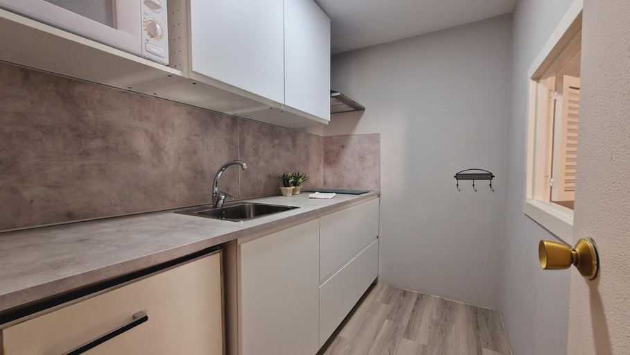 Kitchen 4, IMEDA apartamentos EUROPA SIERRA NEVADA, Granada