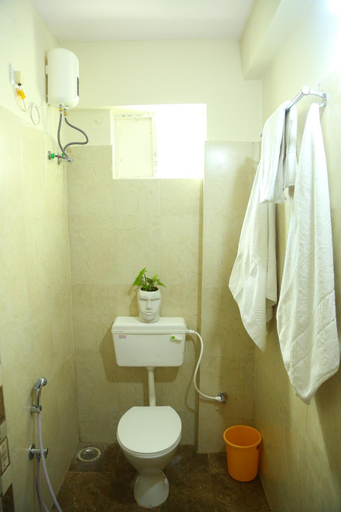 Bathroom 3, Hotel Golden Arrow, Visakhapatnam