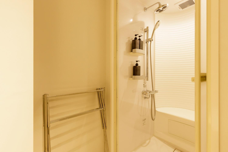 Bathroom 2, Hotel Re:ONcE Shibuya, Shibuya