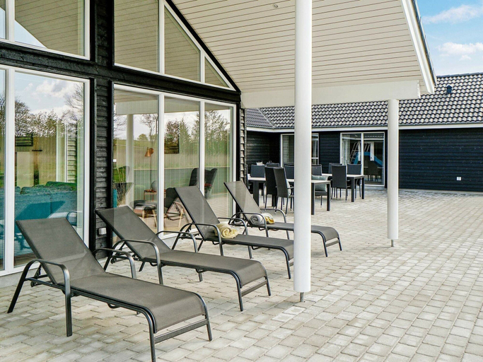 Others 5, 5 Star Holiday Home in Grenaa, Norddjurs