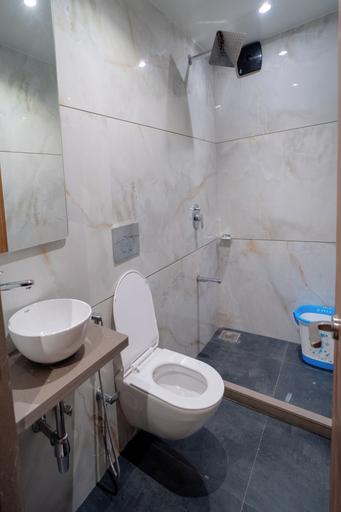 Bathroom 5, Hotel Anugraha NX, Palghar