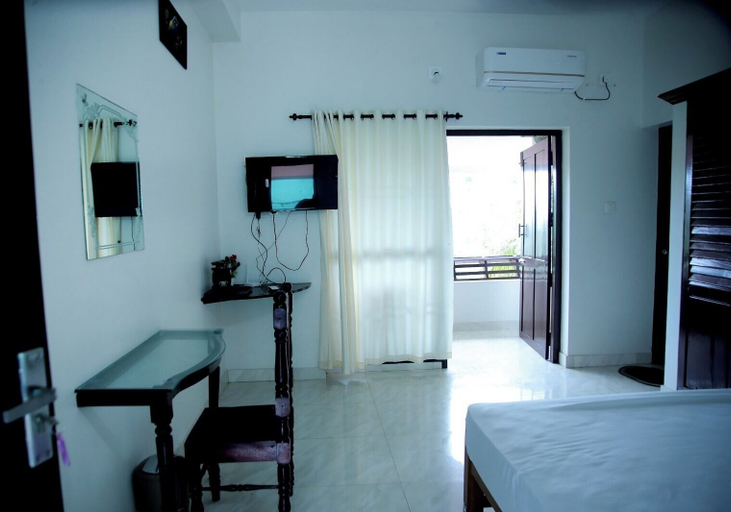 Bedroom 3, Ocean Queen Palace Hotel, Thiruvananthapuram