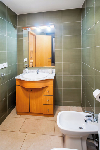Bathroom 4, Edifico Tramontana, Castellón