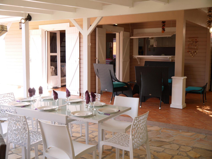 Others 5, Villa Rose des Sables et sa Piscine Privee, Saint-François