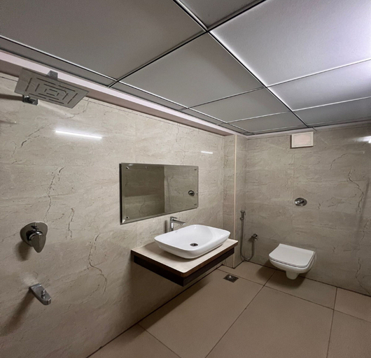 Bathroom 4, TS Grand, Puducherry