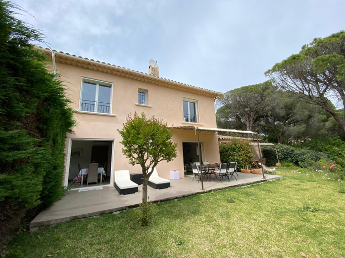 Exterior & Views, VILLA Saint Raphael Valescure Piscine Clim Wifi Golf, Var