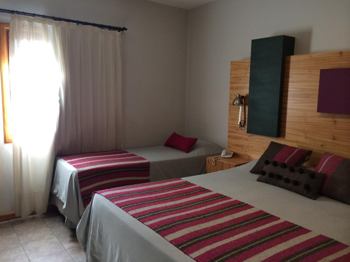 Bedroom 2, Hosteria ACA al Sur, Los Lagos